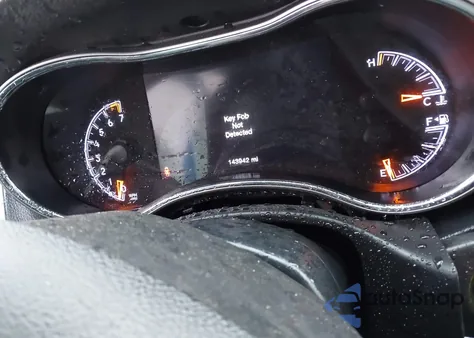 2018 Jeep Grand Cherokee Limited 4X4 z USA, uszkodzony, nr VIN 1C4RJFBG0JC383343